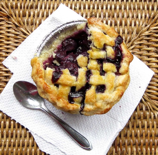 blueberry_pie 2